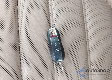 2025 Porsche Macan T from USA, damaged, VIN WP1AA2A52SLB09809